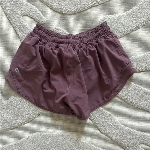 Hotty hot 2.5 inch low rise shorts - Picture 2 of 3